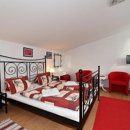 Ferienwohnung Slnecny Dvor Vel'ka Lomnica Exterior foto