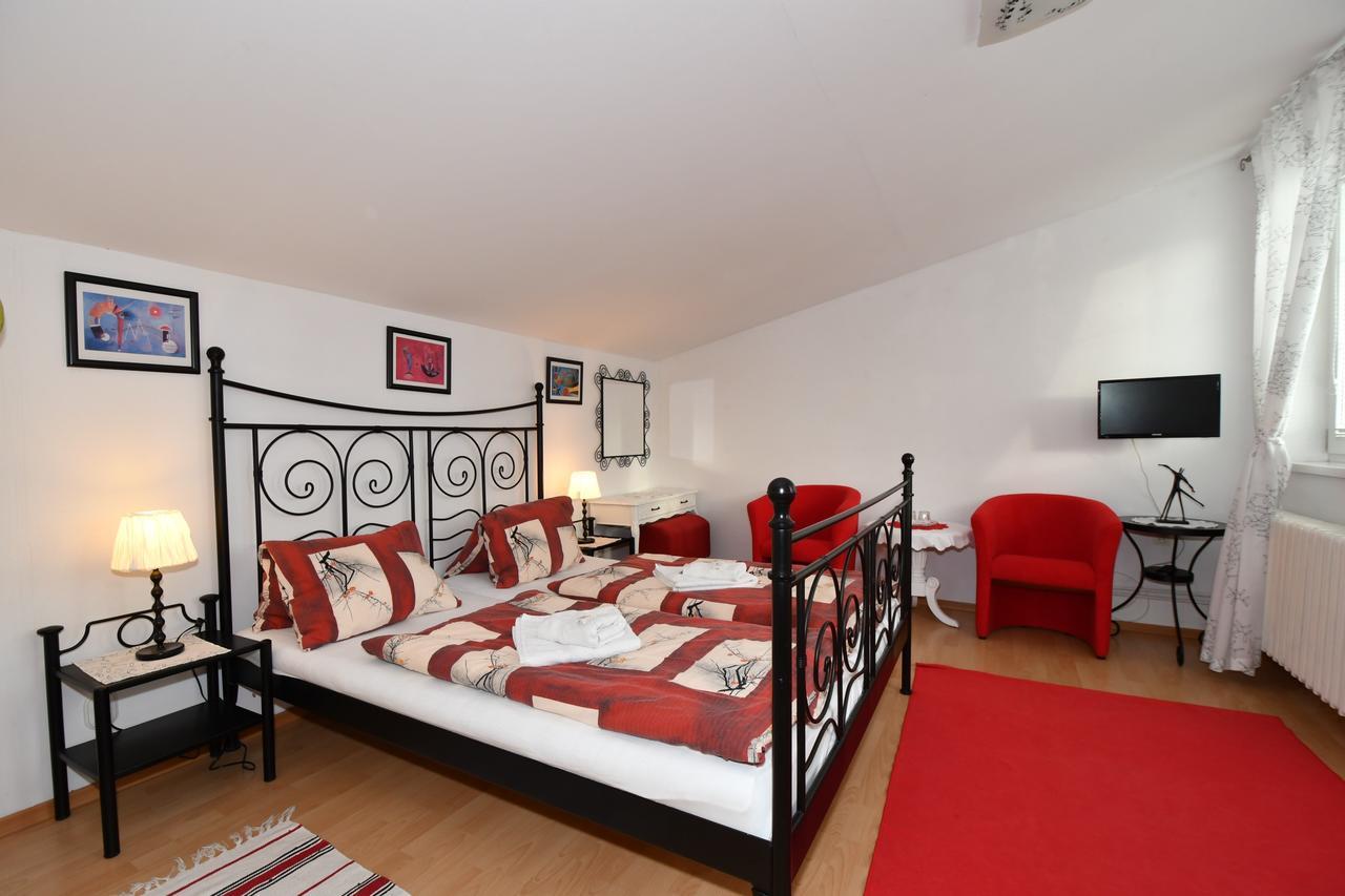 Ferienwohnung Slnecny Dvor Vel'ka Lomnica Exterior foto